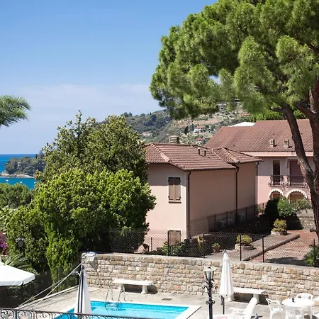 191) Casa Con Piscina -ospedaletti, Sea View 300m Appartement Ospedaletti